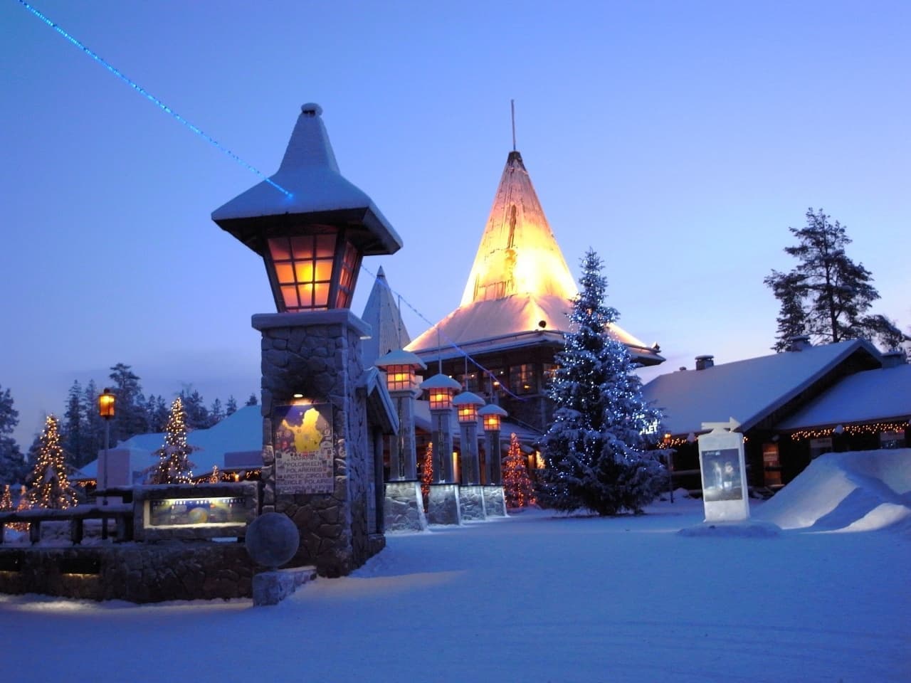 src_10816171.jpg