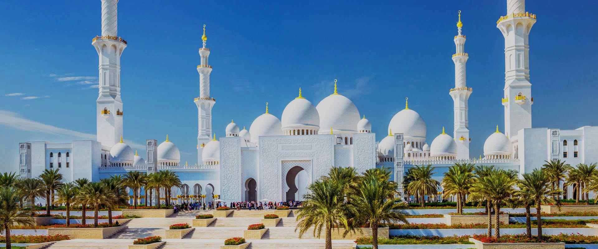 abu-dhabi-sheikh-zayed-grand-mosque-big-bus-tours-jan-2017.jpg